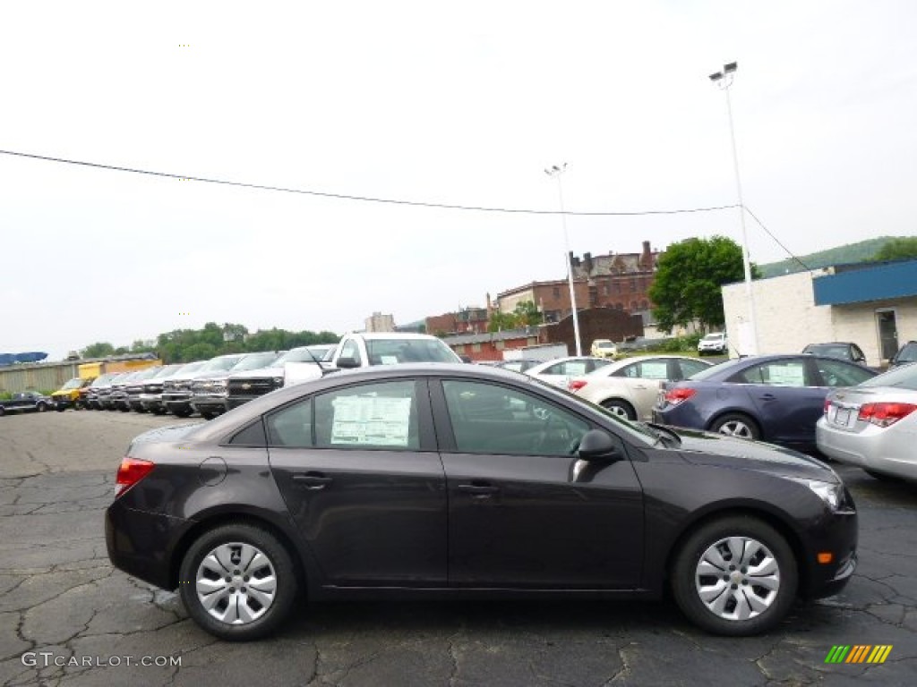 Tungsten Metallic Chevrolet Cruze