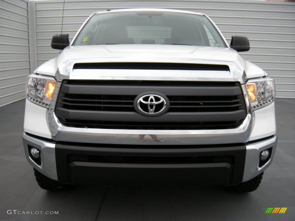 2014 Tundra TSS CrewMax - Super White / Black photo #8