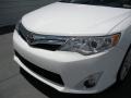 2014 Super White Toyota Camry XLE V6  photo #10