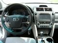 2014 Super White Toyota Camry LE  photo #25