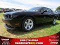 Black - Challenger SXT Photo No. 1