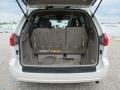 Blizzard White Pearl - Sienna XLE Photo No. 25