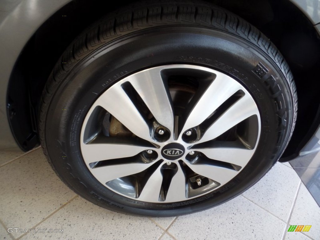 2013 Kia Forte 5-Door EX Wheel Photos