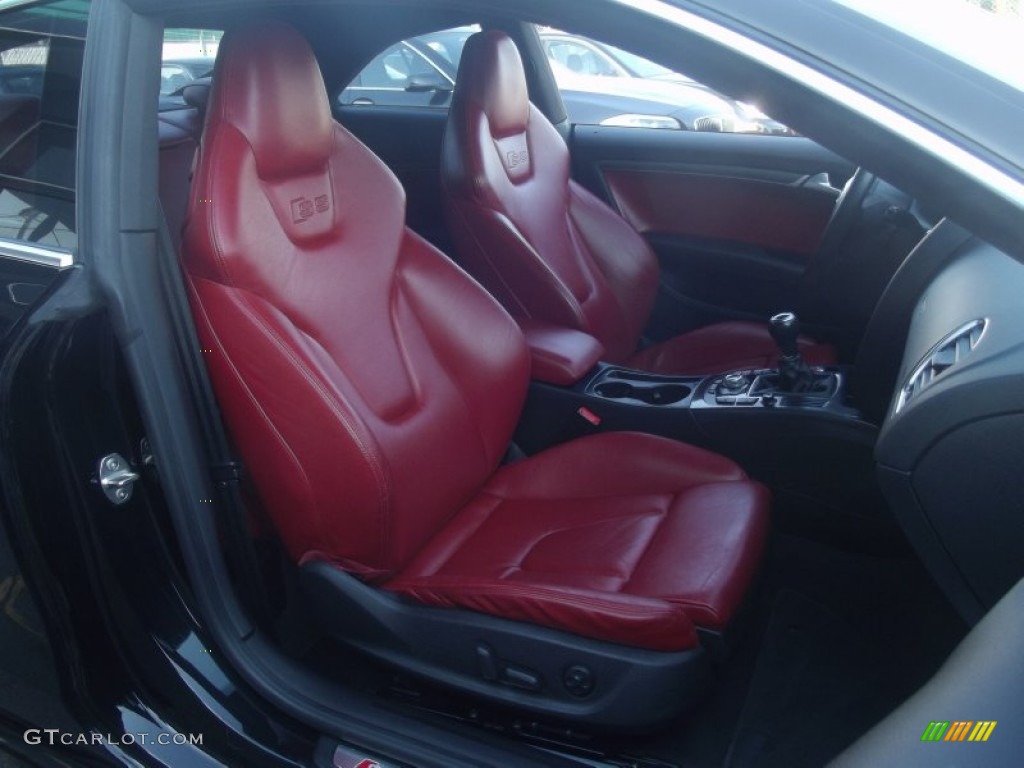 2009 Audi S5 4.2 quattro Front Seat Photos