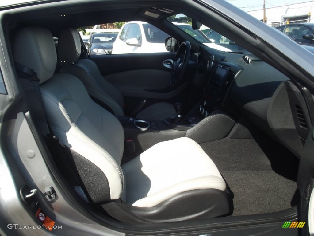 2009 370Z Touring Coupe - Platinum Graphite / Gray Leather photo #10