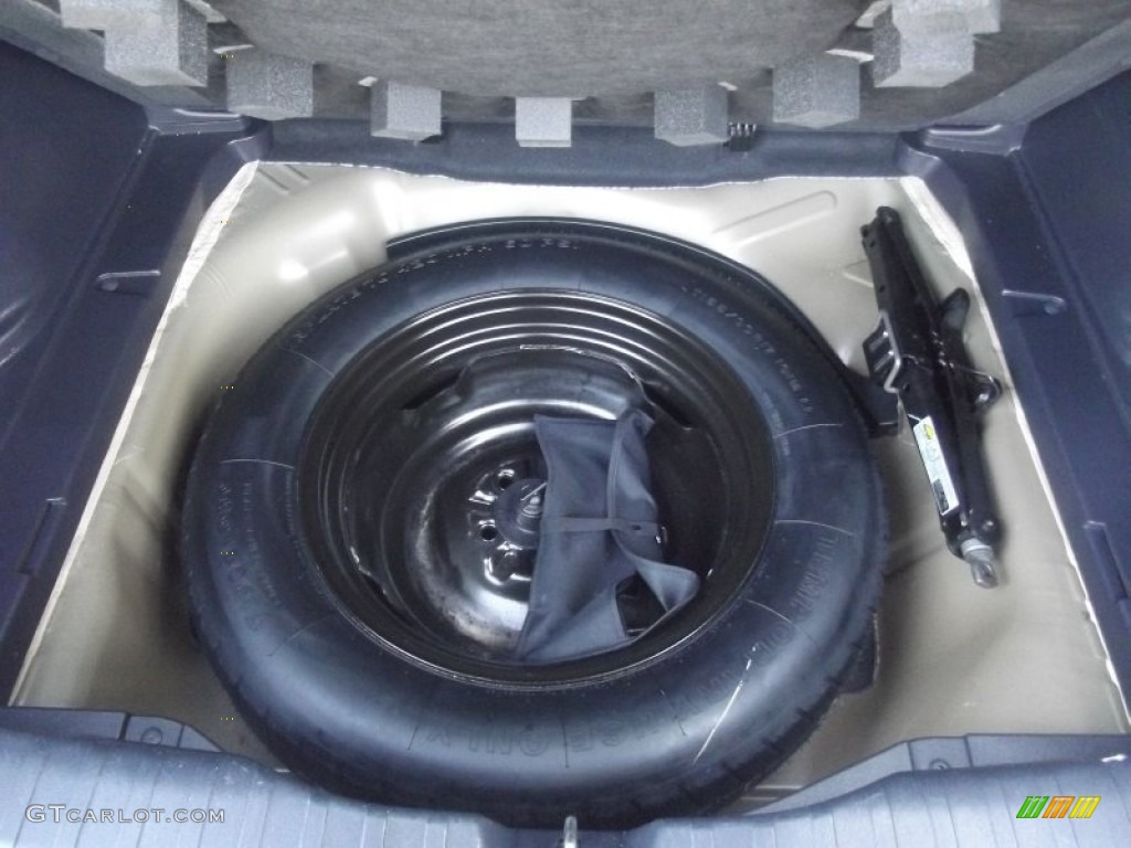 2011 CR-V SE 4WD - Urban Titanium Metallic / Black photo #37