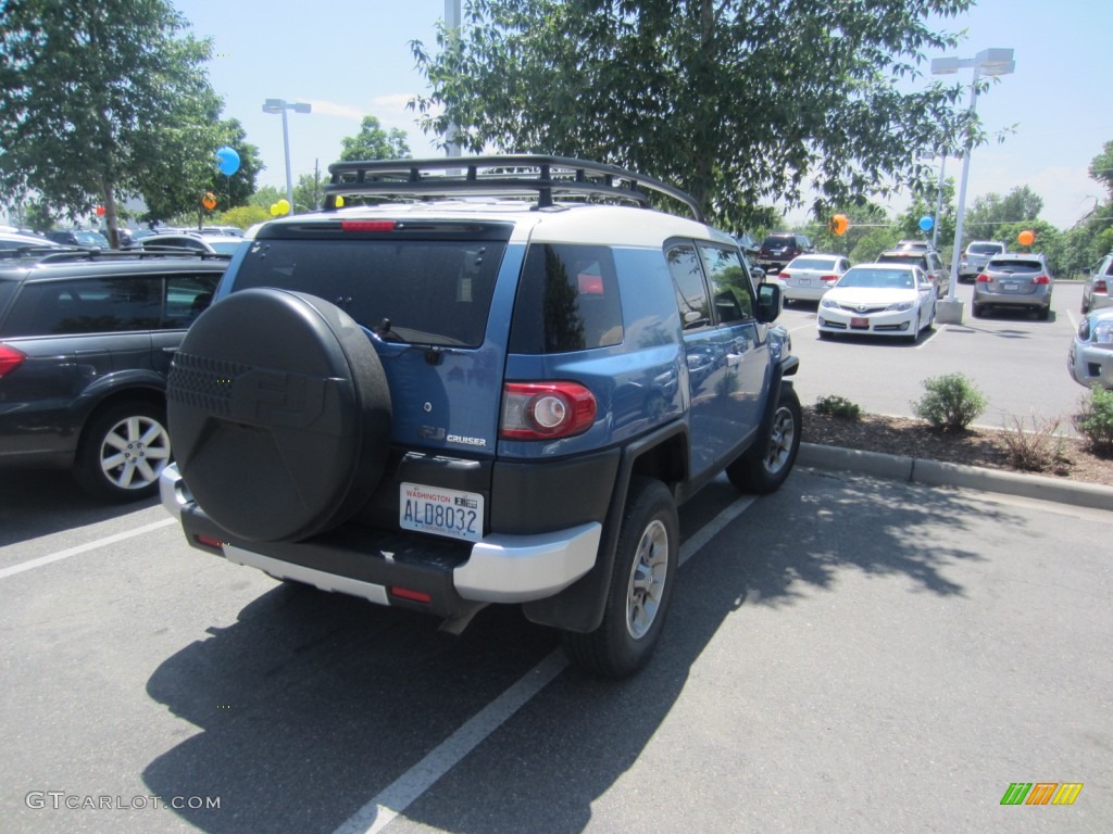 2013 FJ Cruiser 4WD - Cavalry Blue / Dark Charcoal photo #4