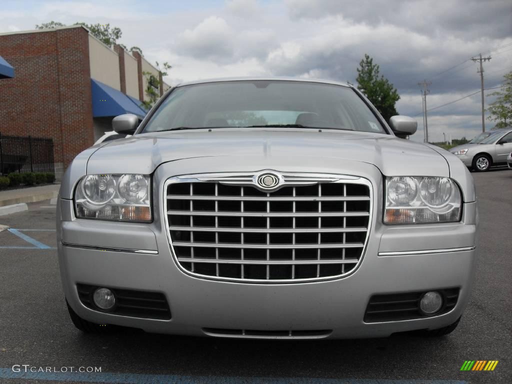 2005 300 Touring - Bright Silver Metallic / Dark Slate Gray/Medium Slate Gray photo #3