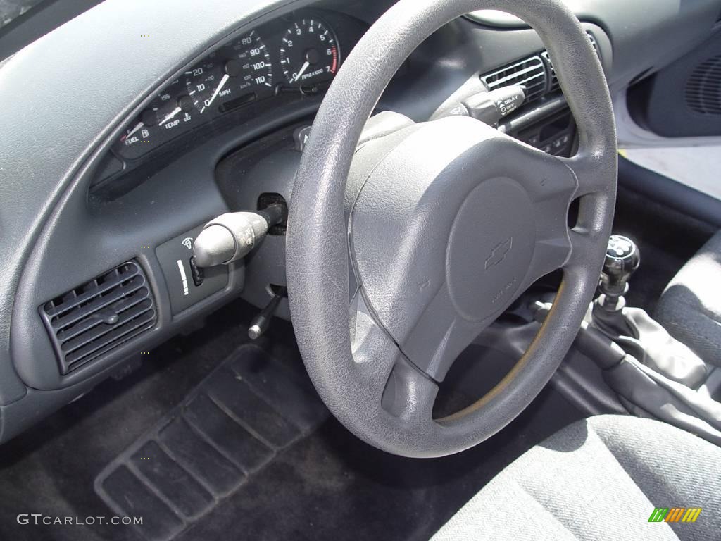 2003 Cavalier Coupe - Ultra Silver Metallic / Graphite Gray photo #10