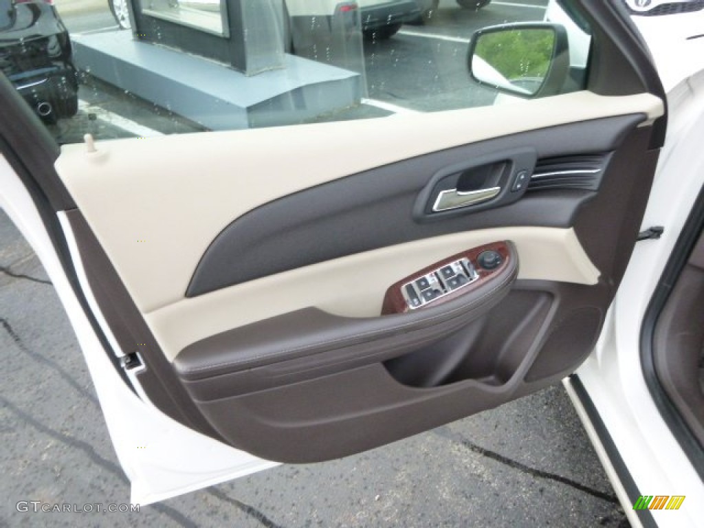 2013 Chevrolet Malibu ECO Cocoa/Light Neutral Door Panel Photo #94094616