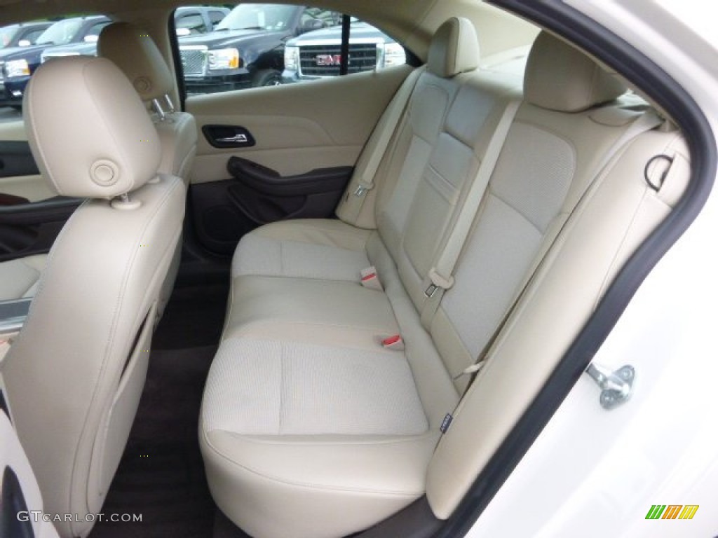 2013 Chevrolet Malibu ECO Rear Seat Photos