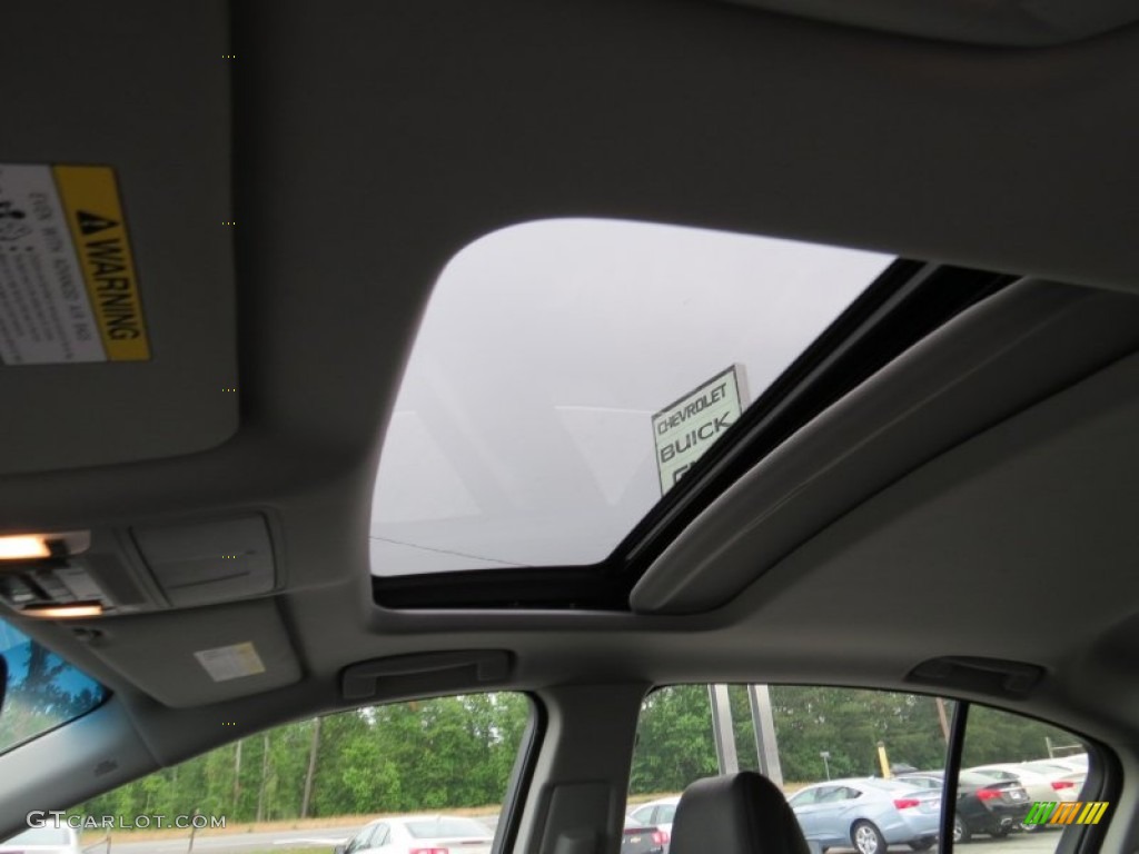 2014 RLX Technology Package - Silver Moon / Ebony photo #12