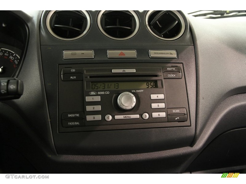 2011 Ford Transit Connect XLT Cargo Van Controls Photo #94096350