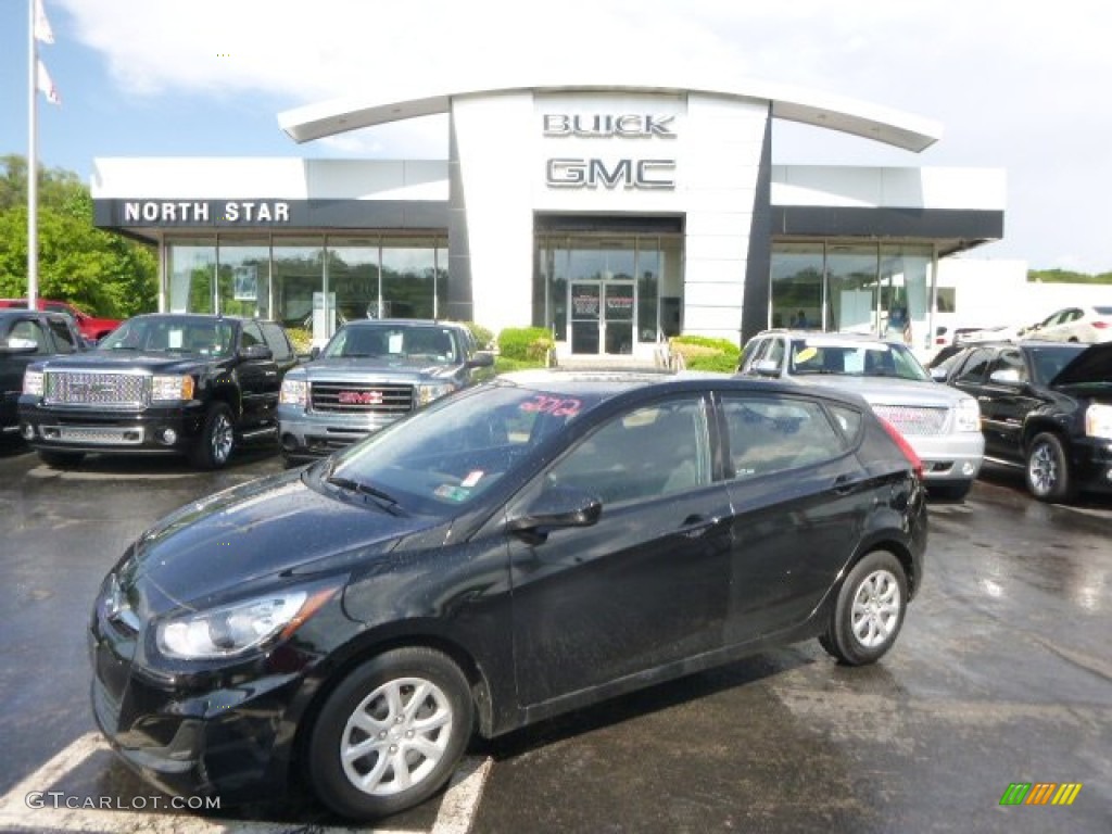 2012 Accent GS 5 Door - Ultra Black / Black photo #1