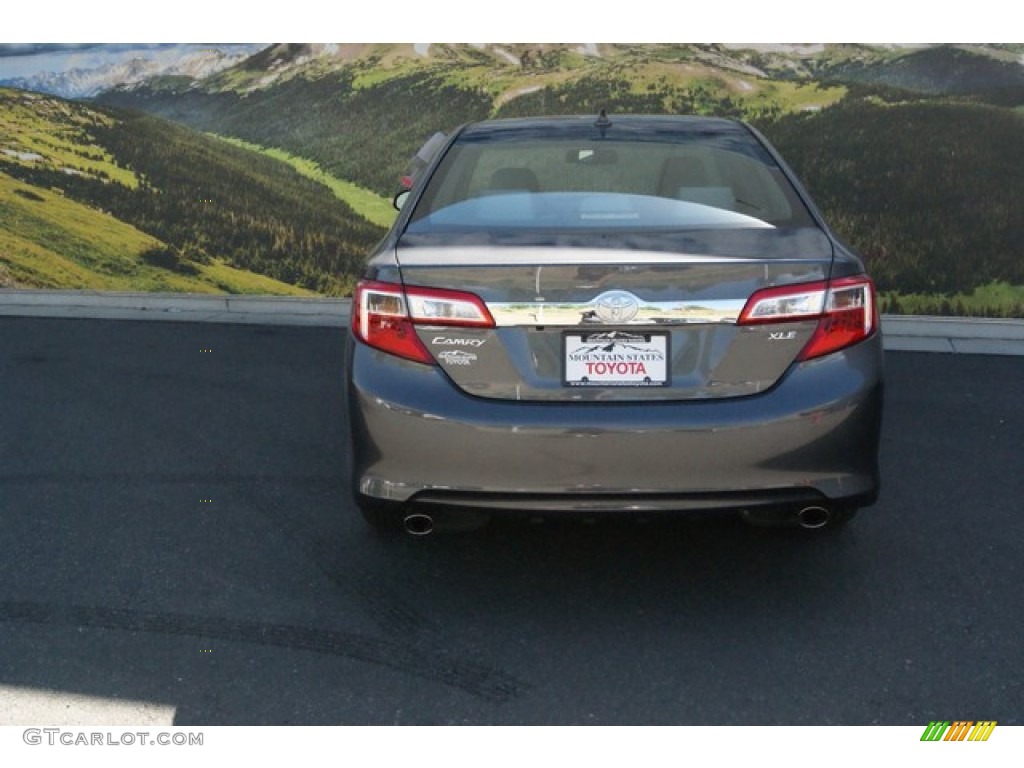 2014 Camry XLE V6 - Magnetic Gray Metallic / Ash photo #4