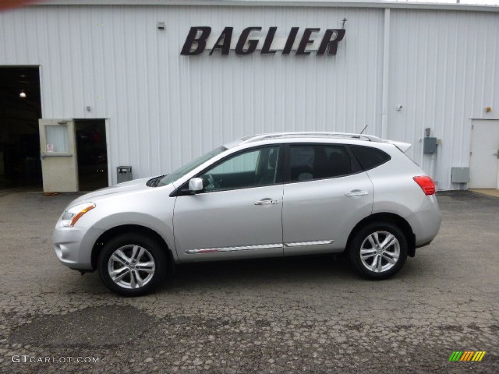 Brilliant Silver Nissan Rogue