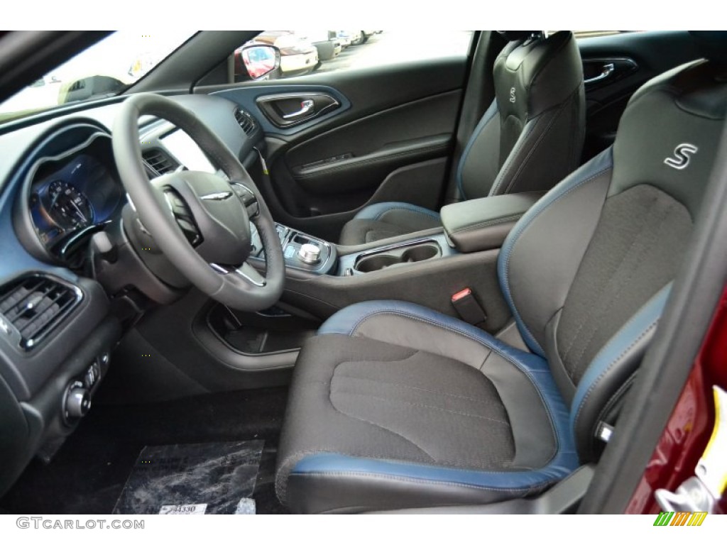 Black Interior 2015 Chrysler 200 S Photo #94106736