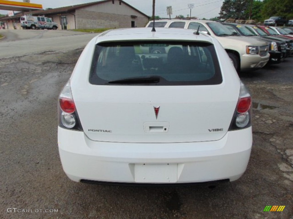 2009 Vibe 2.4 - Ultra White / Ebony photo #6