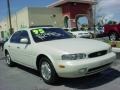 Arctic White Pearl 1995 Infiniti J 30