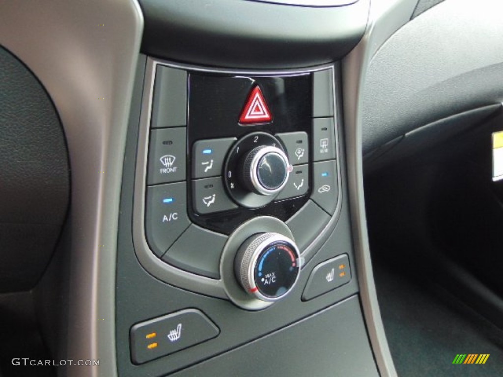 2014 Elantra Limited Sedan - Red / Black photo #16