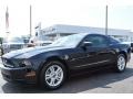 Black - Mustang V6 Coupe Photo No. 3