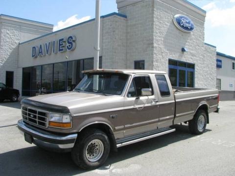 1992 Ford F150 XL Extended Cab 4x4 Data, Info and Specs