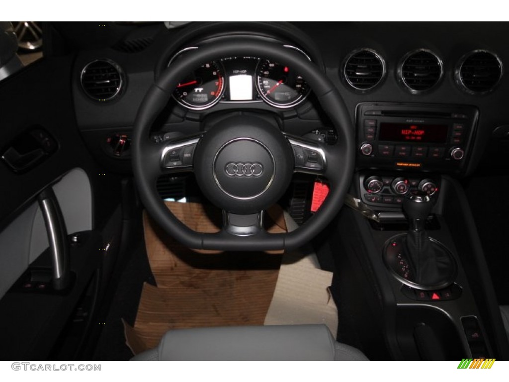 2015 TT 2.0T quattro Coupe - Ice Silver Metallic / Titanium Gray photo #12