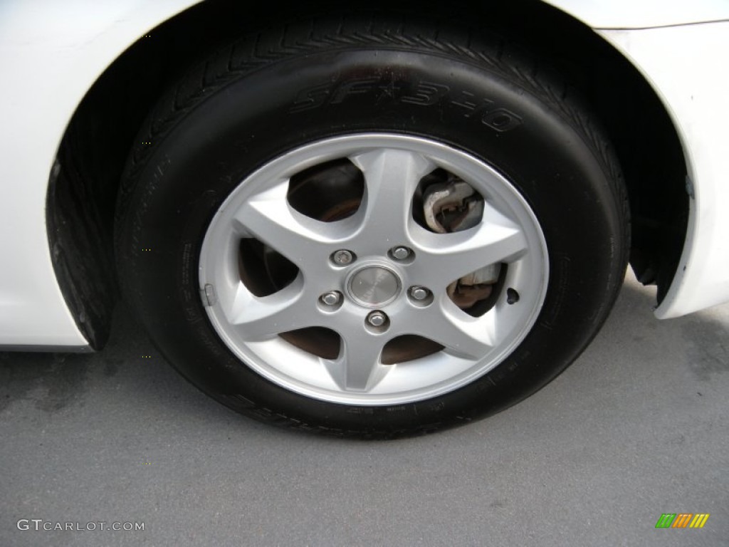 2006 Camry LE - Super White / Stone Gray photo #14