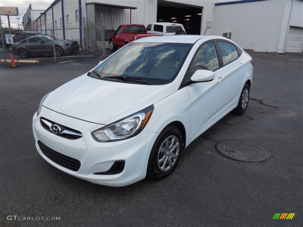 2014 Accent GLS 4 Door - Century White / Beige photo #1