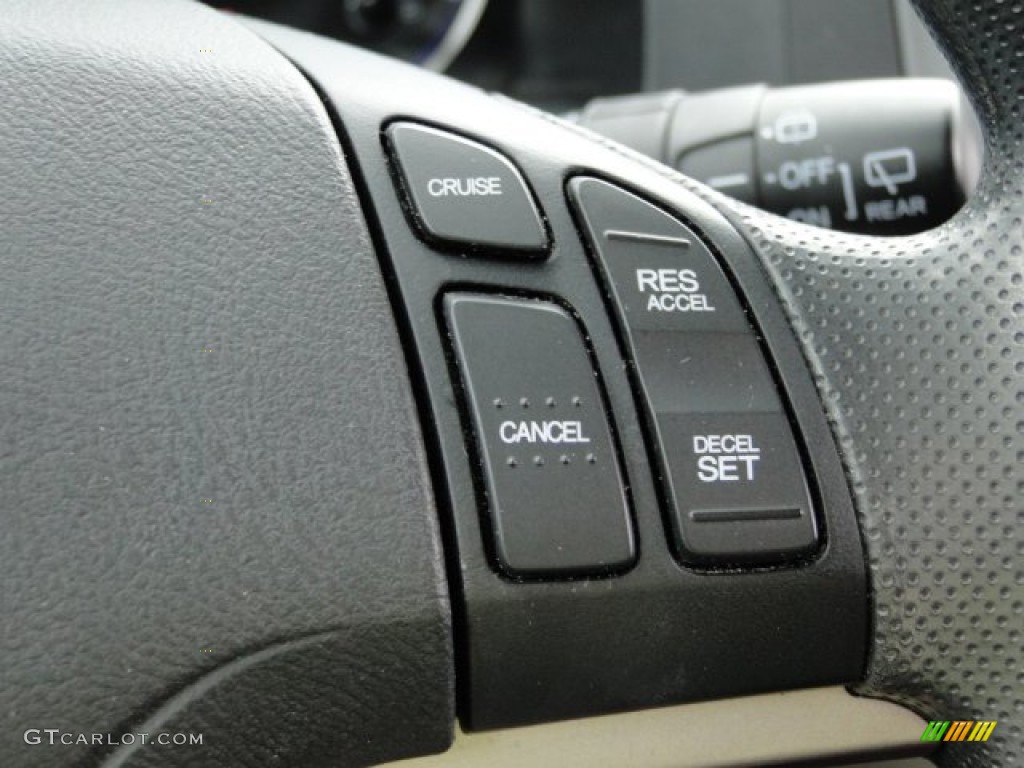 2009 Honda CR-V EX Controls Photo #94129727
