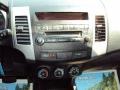 Diamond White Pearl - Outlander ES 4WD Photo No. 14