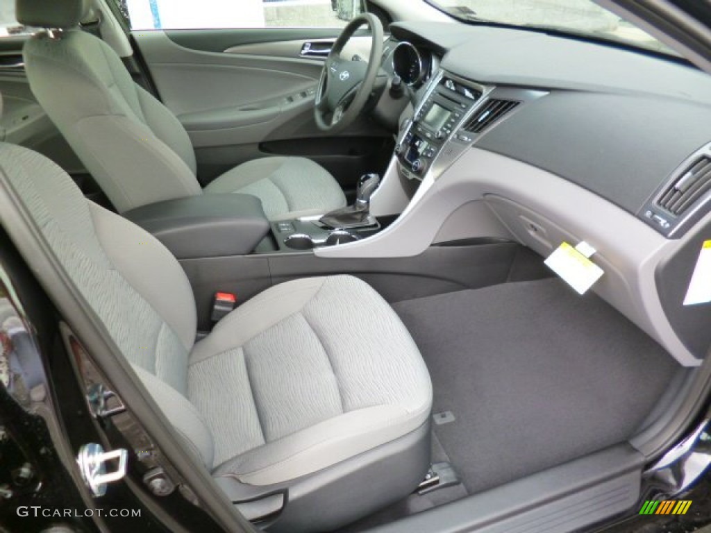 Gray Interior 2014 Hyundai Sonata Hybrid Photo #94138467