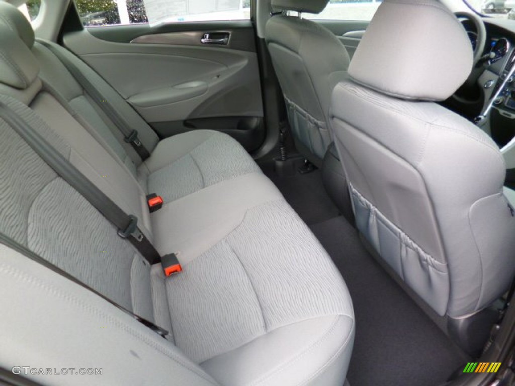 Gray Interior 2014 Hyundai Sonata Hybrid Photo #94138504