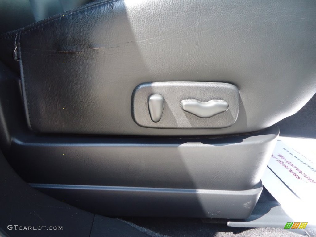 2004 Murano SL AWD - Sheer Silver Metallic / Charcoal photo #33