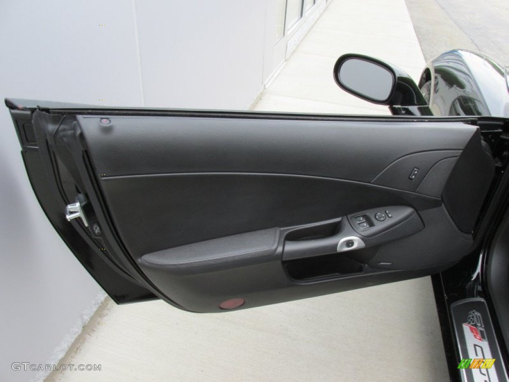 2013 Chevrolet Corvette Coupe Ebony Door Panel Photo #94151733
