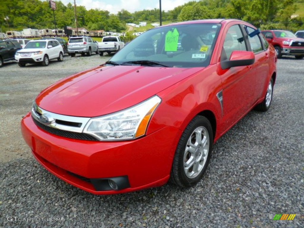 2008 Focus SES Sedan - Vermillion Red / Medium Stone photo #3