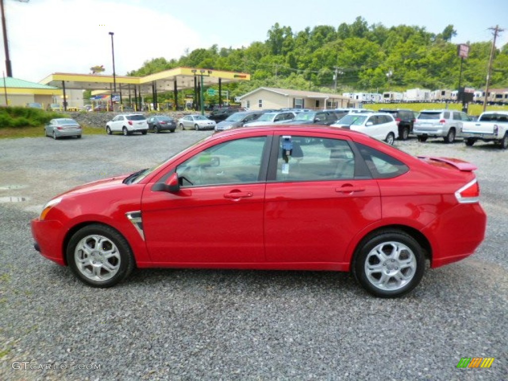 2008 Focus SES Sedan - Vermillion Red / Medium Stone photo #4