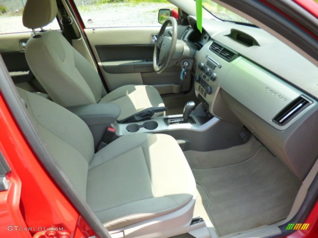 2008 Focus SES Sedan - Vermillion Red / Medium Stone photo #9