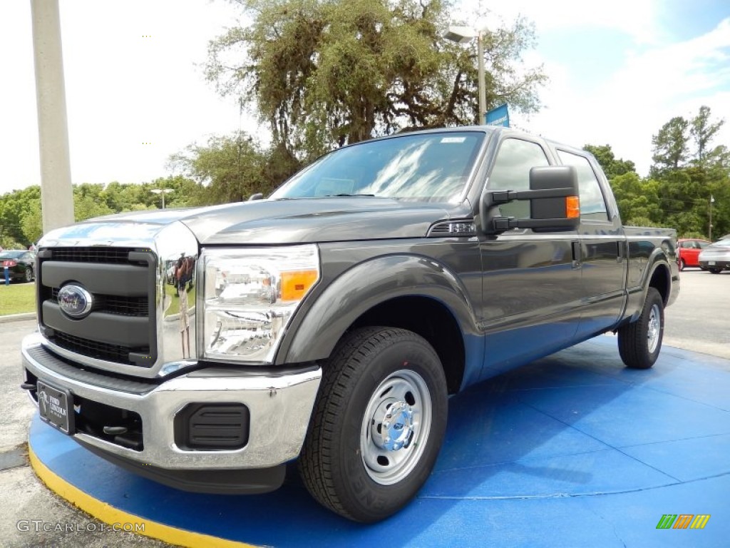 Magnetic Ford F250 Super Duty