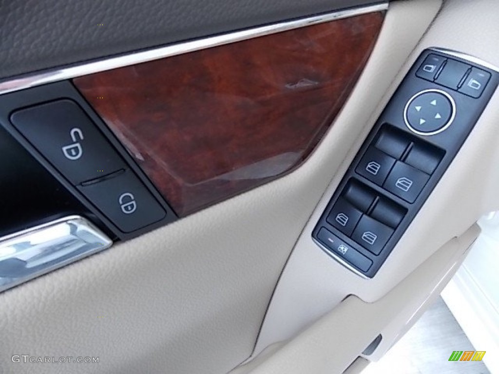 2011 Mercedes-Benz C 300 Sport Controls Photo #94156221