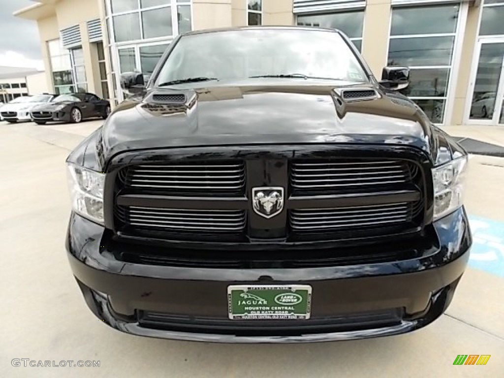 2012 Ram 1500 Sport Crew Cab - Black / Dark Slate Gray photo #12