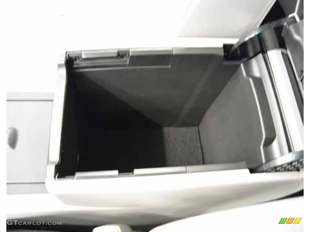 2014 Camry LE - Attitude Black Metallic / Ash photo #26