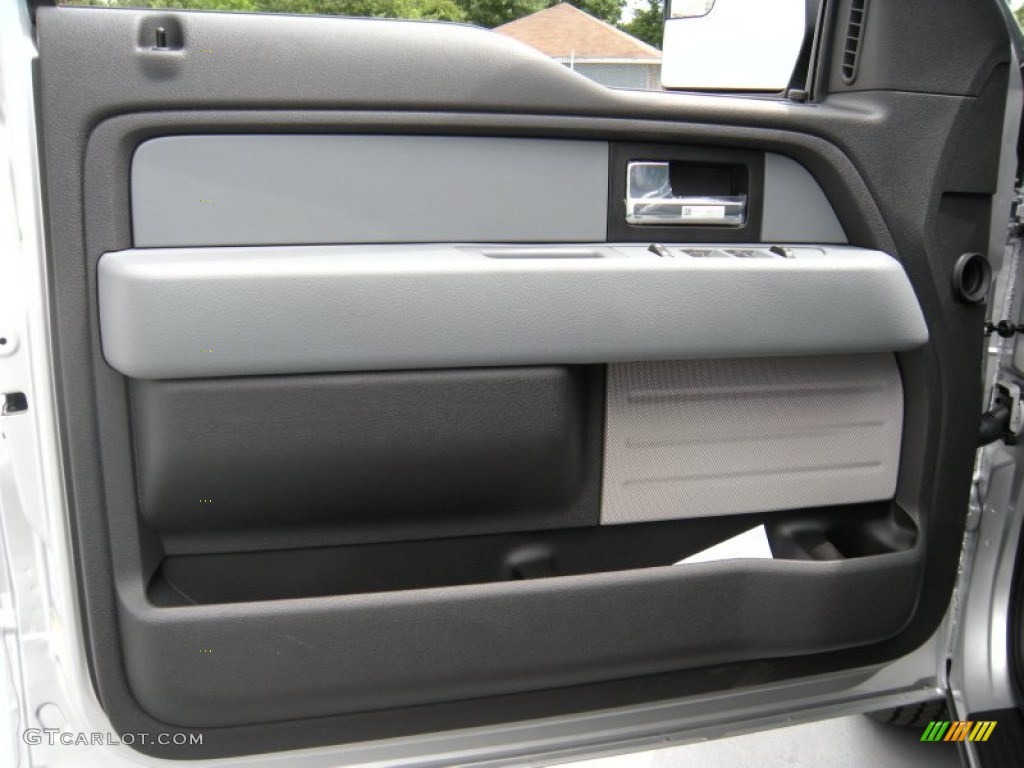 2014 F150 XLT SuperCrew - Ingot Silver / Steel Grey photo #23