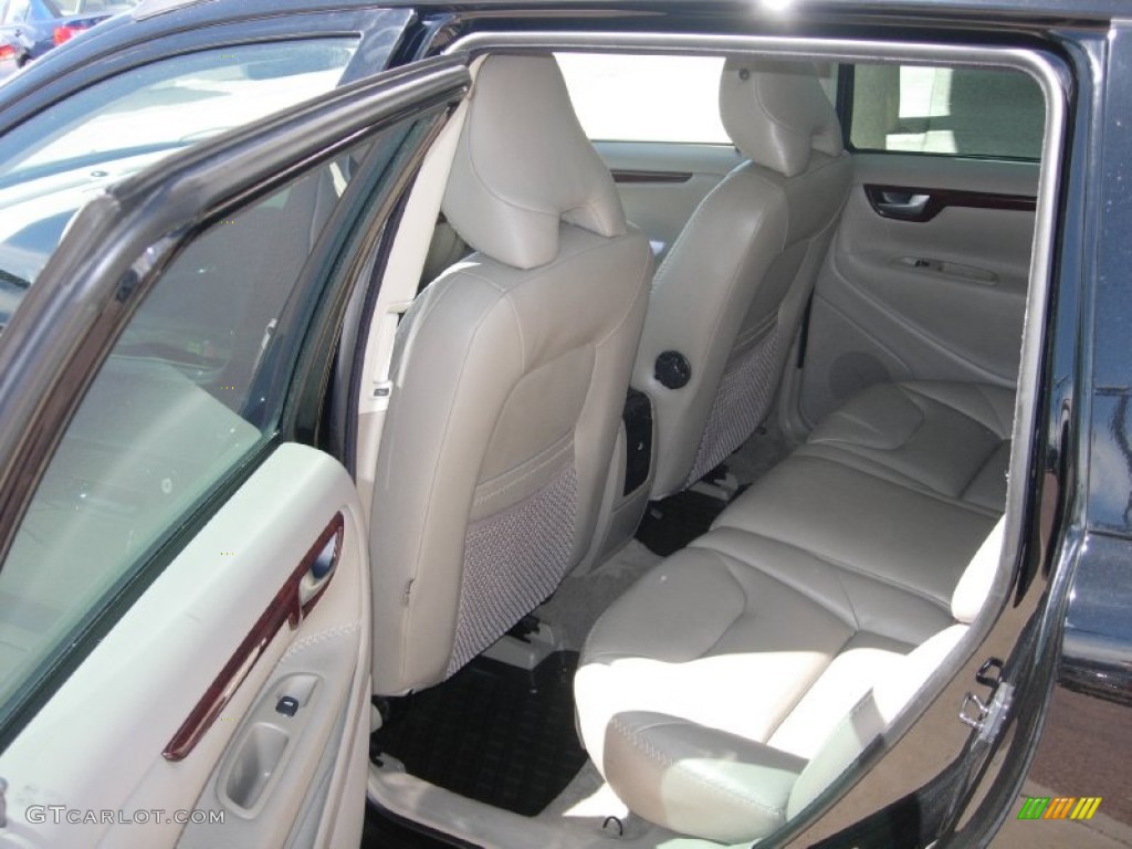 2007 XC70 AWD Cross Country - Black / Taupe photo #8