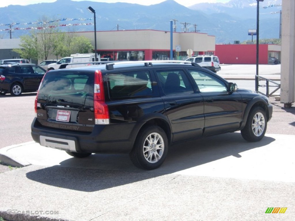 2007 XC70 AWD Cross Country - Black / Taupe photo #15