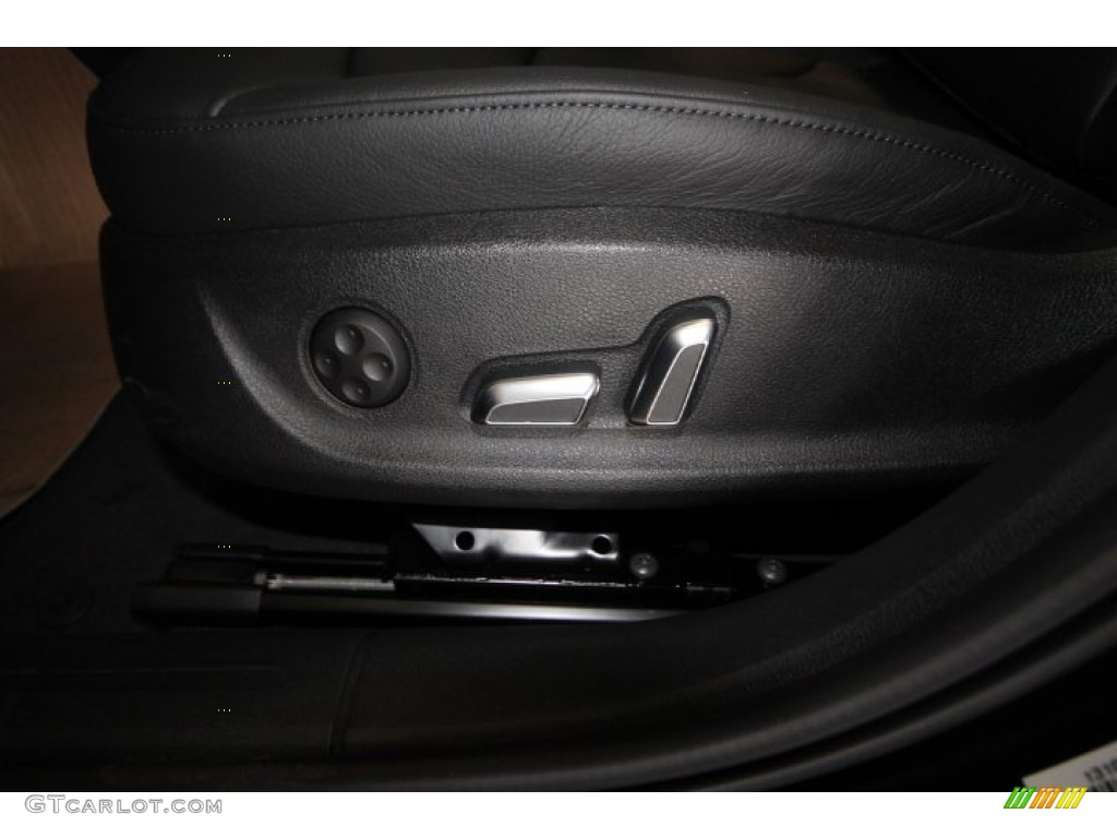 2014 A4 2.0T Sedan - Moonlight Blue Metallic / Black photo #17