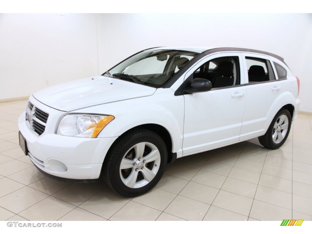 2011 Caliber Mainstreet - Bright White / Dark Slate Gray photo #3