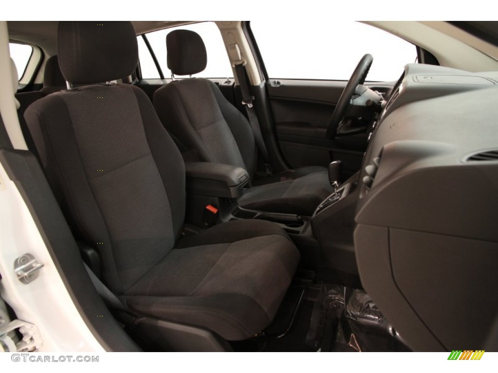 2011 Caliber Mainstreet - Bright White / Dark Slate Gray photo #10