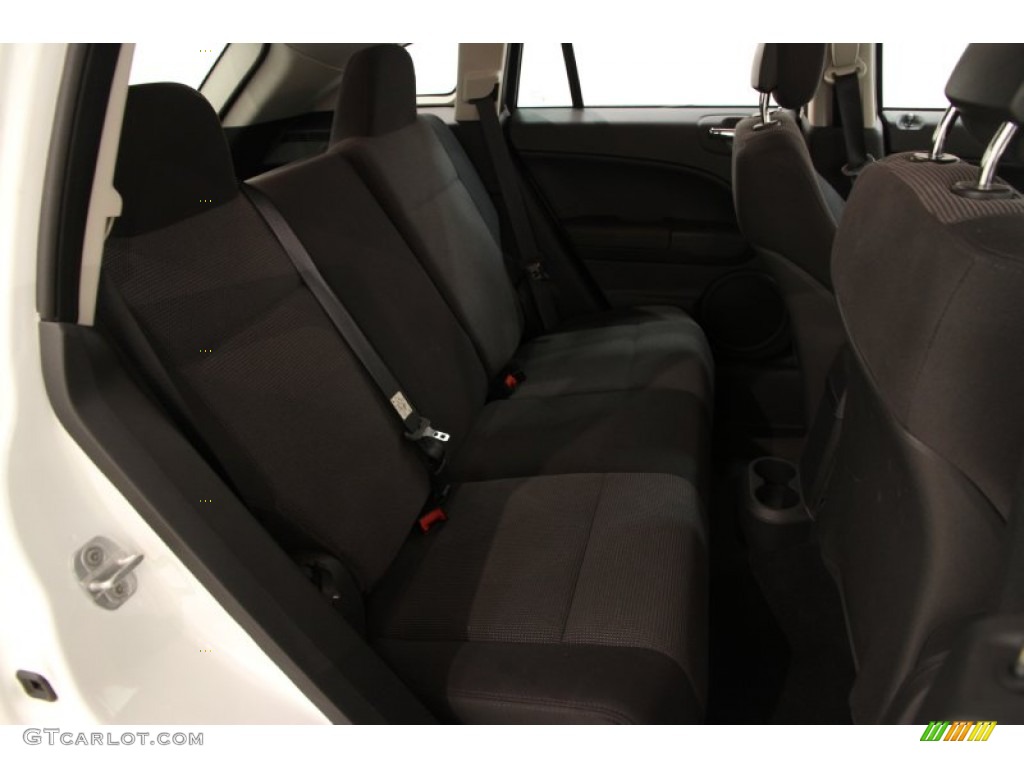2011 Caliber Mainstreet - Bright White / Dark Slate Gray photo #11