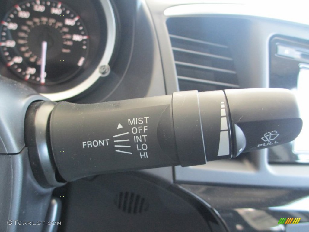 2014 Mitsubishi Lancer Evolution GSR Controls Photo #94172076
